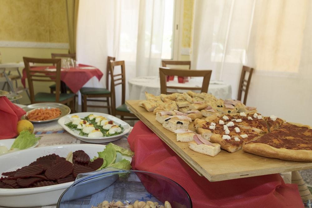 Hotel Giannella Rimini Eksteriør bilde