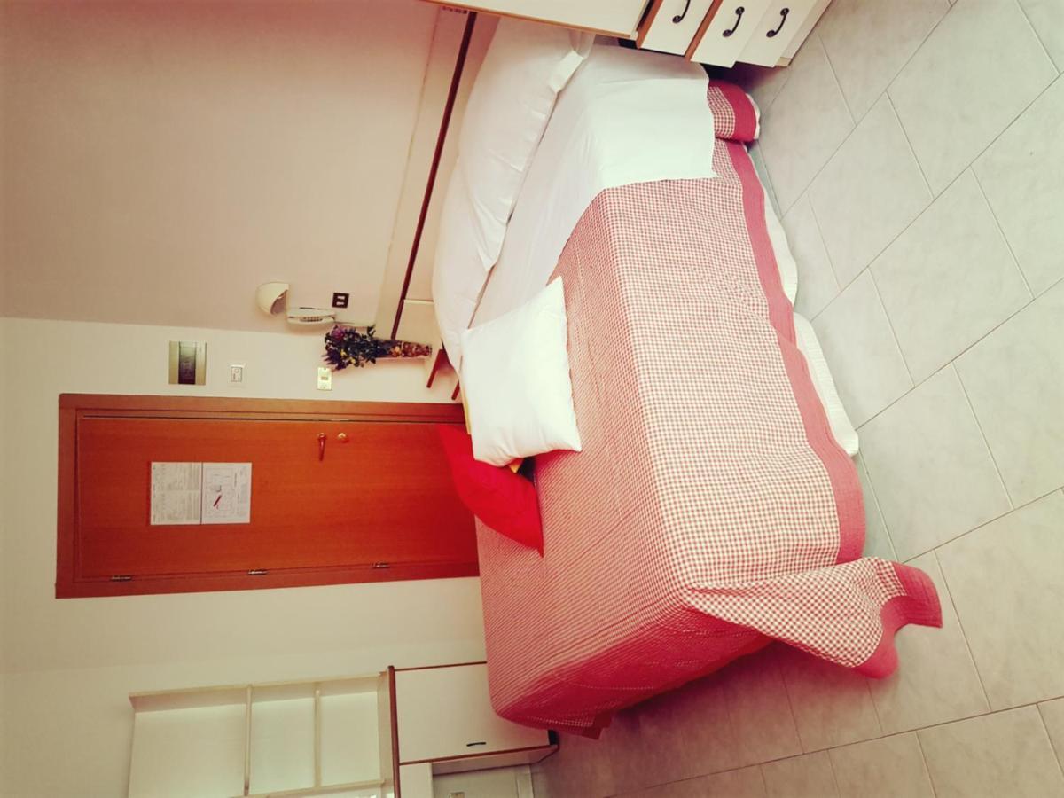 Hotel Giannella Rimini Eksteriør bilde