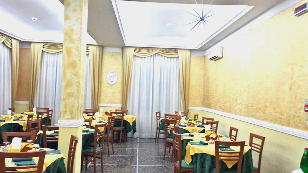 Hotel Giannella Rimini Eksteriør bilde