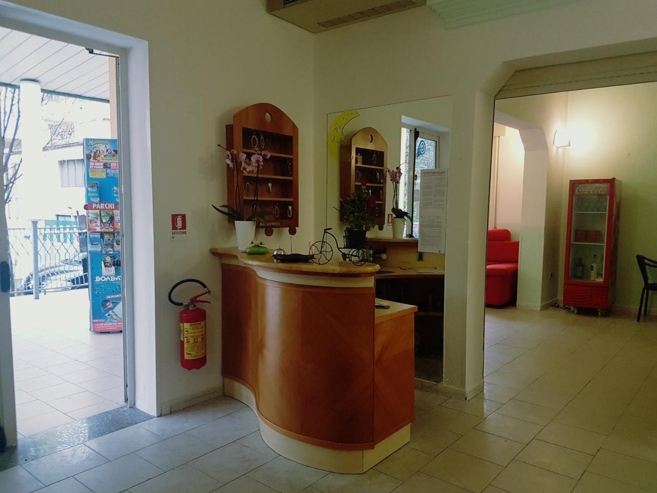 Hotel Giannella Rimini Eksteriør bilde