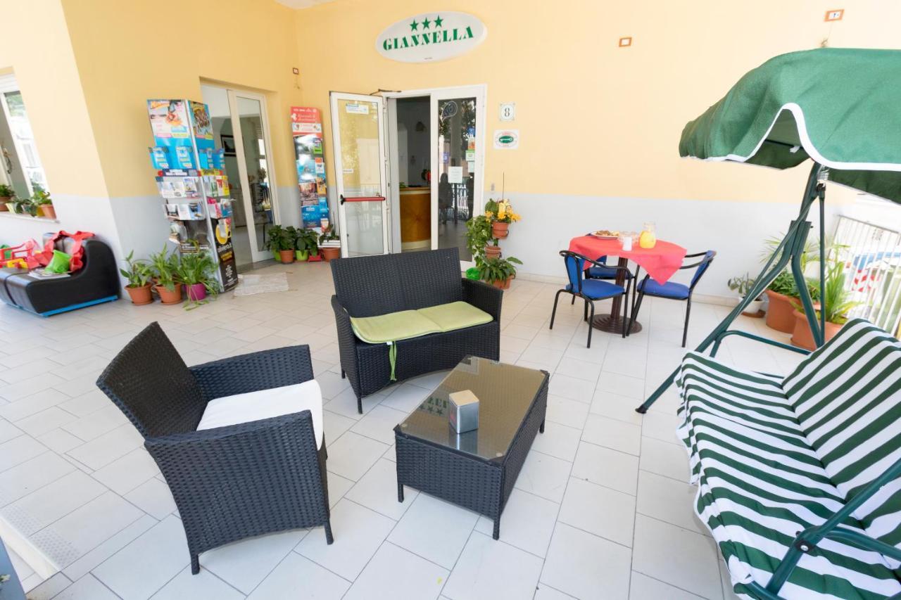 Hotel Giannella Rimini Eksteriør bilde