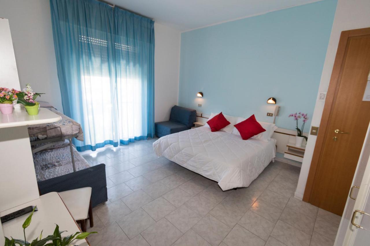 Hotel Giannella Rimini Eksteriør bilde